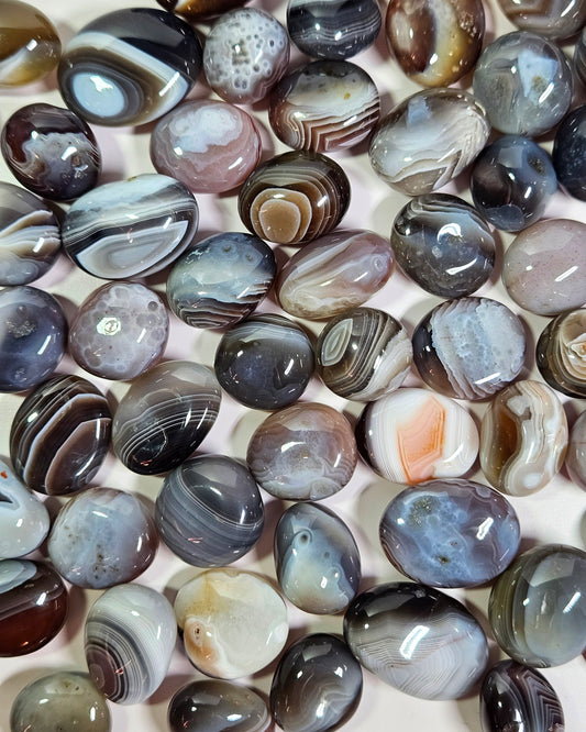 Botswana agate tumble [1pc]